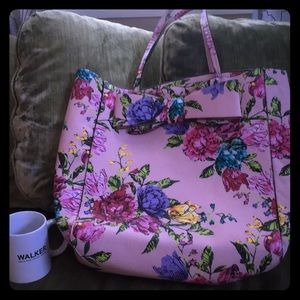 Betsy Johnson Floral tote bag NWT